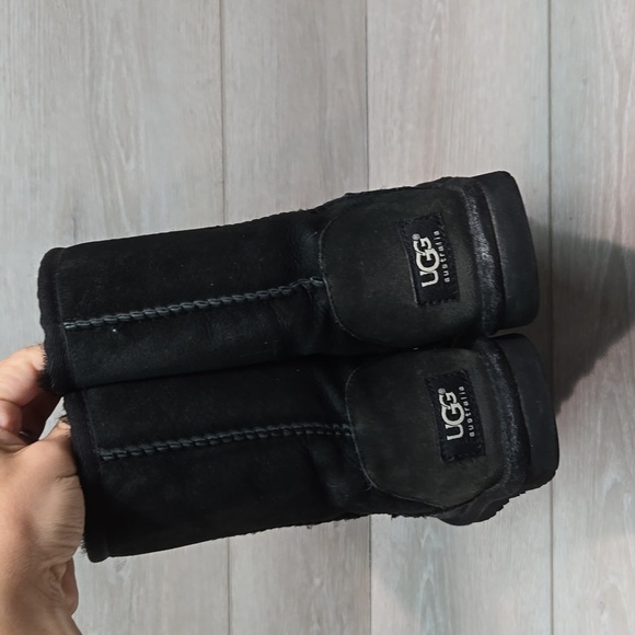 Ugg Australia Women 5825 Leather Sheepskin Boots shoes sz 6 - Picture 6 of 13